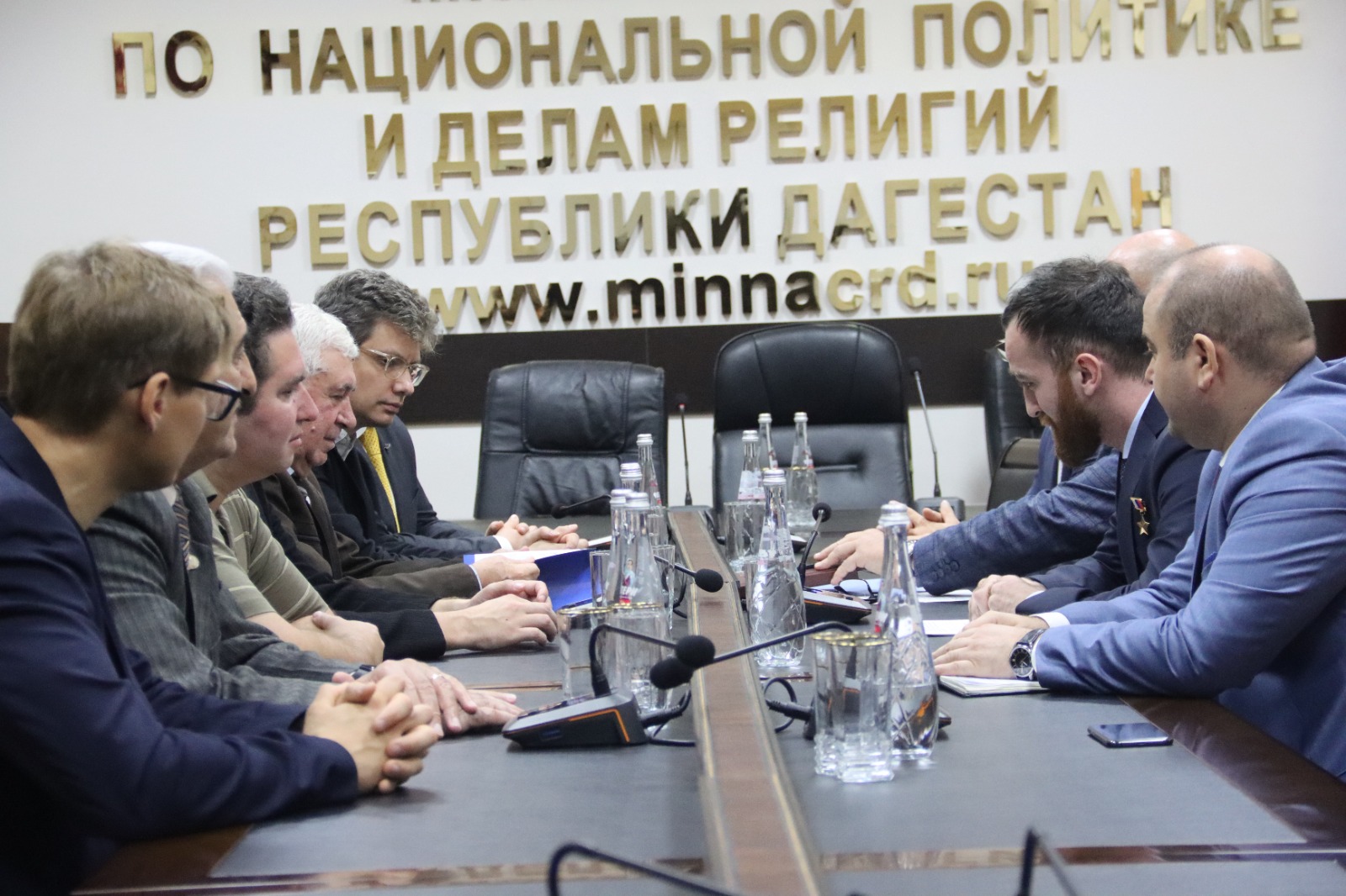 Врио министра Темирлан Абуталимов встретился с участниками конференции памяти Муху Алиева